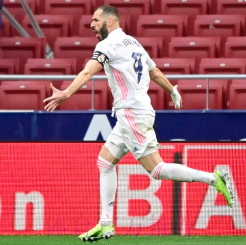 西甲-苏亚雷斯破门本泽马87分钟绝平 皇马1-1马竞 西甲-苏亚雷斯破门本泽马87分钟绝平 皇马1-1马竞